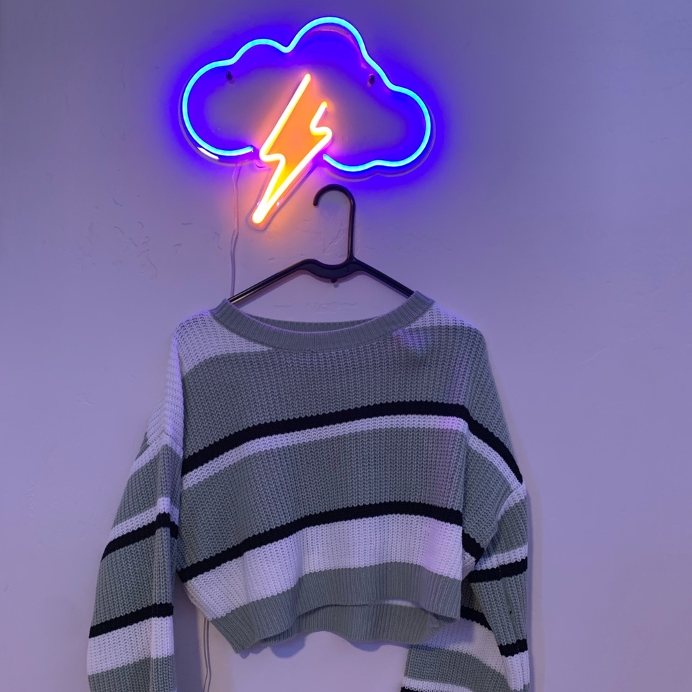Cropped sweater